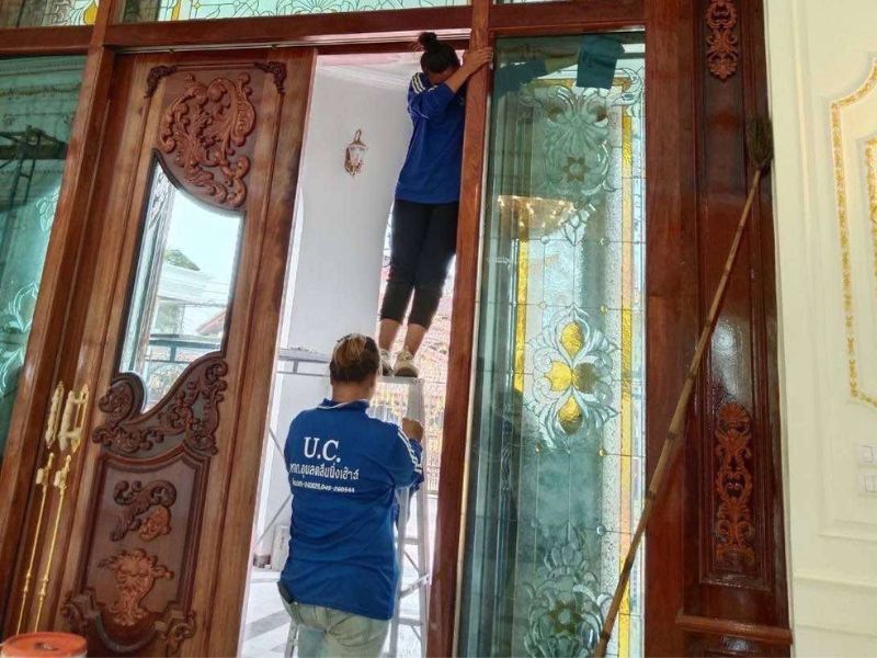 แม่บ้านทำความสะอาด อุบล